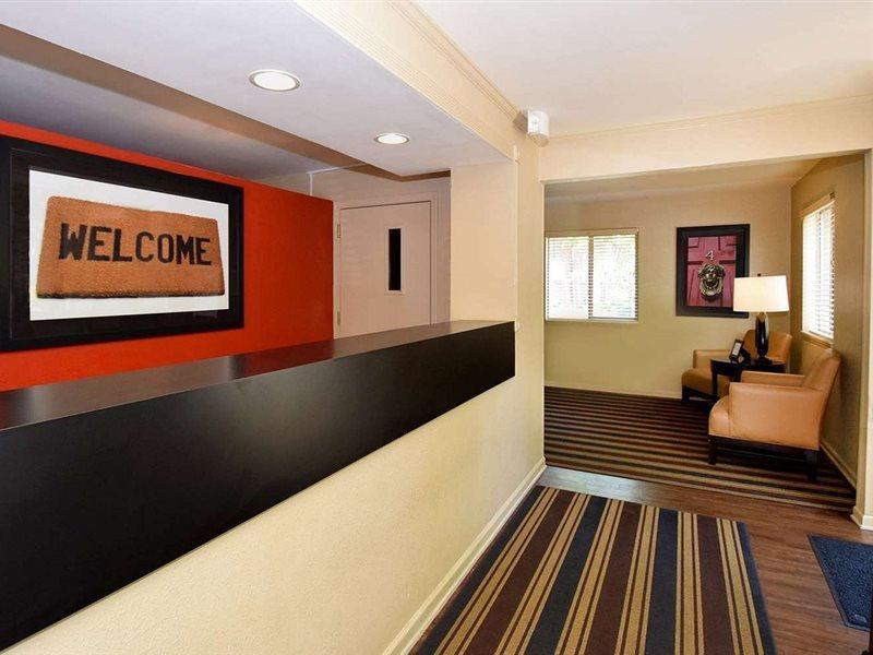 Suburban Studios Copley Akron West מראה חיצוני תמונה