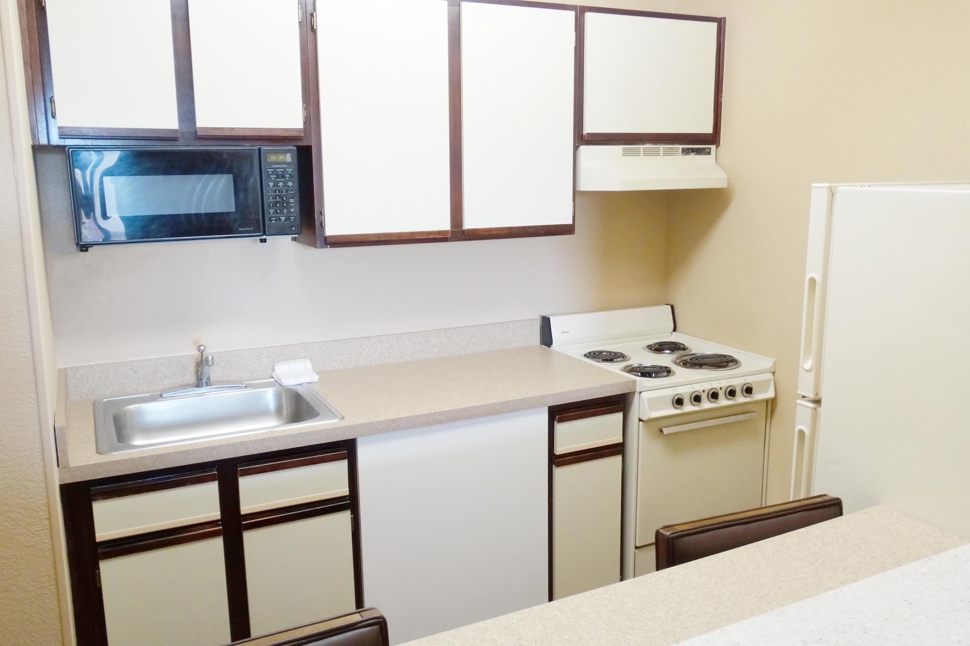Suburban Studios Copley Akron West מראה חיצוני תמונה