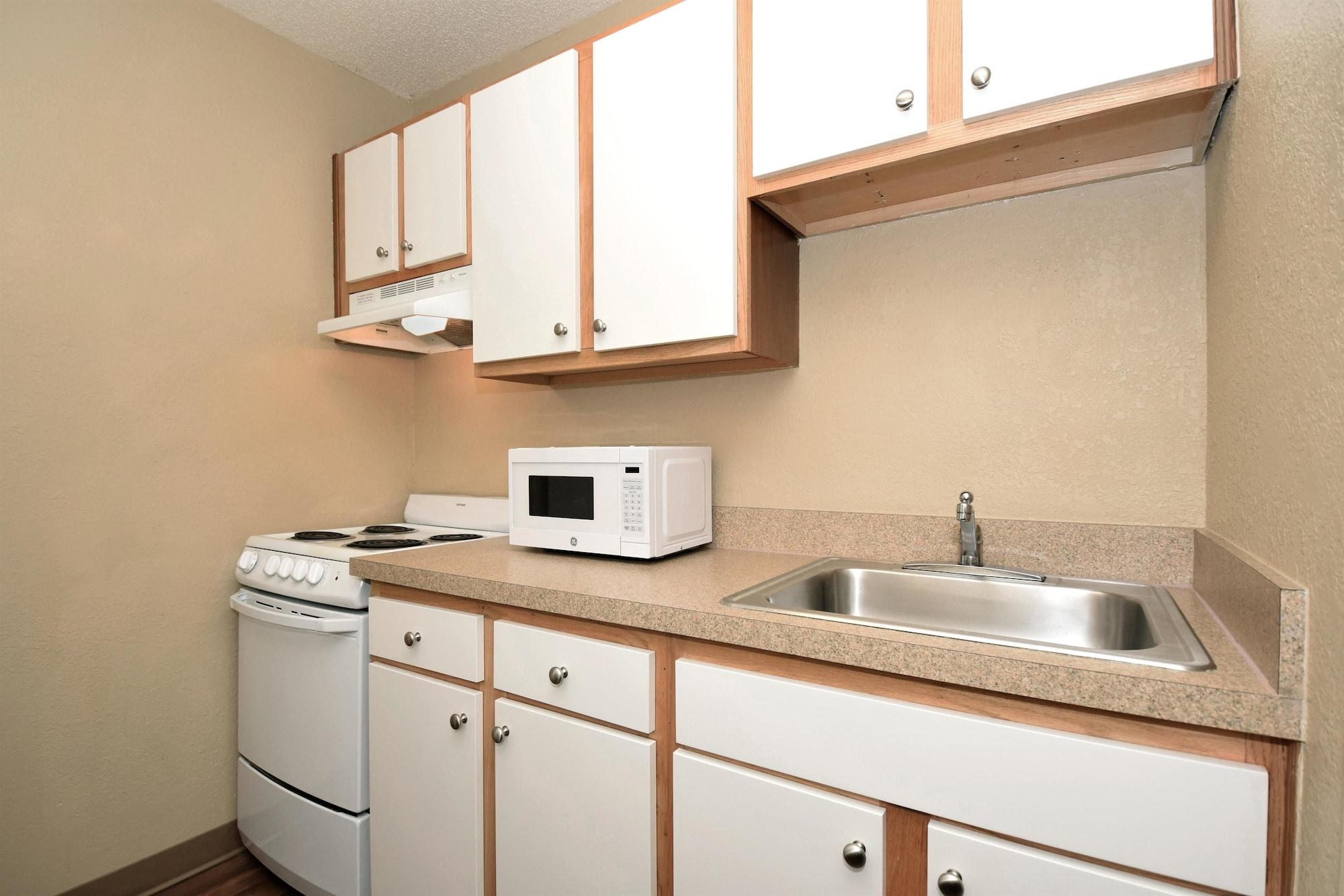 Suburban Studios Copley Akron West מראה חיצוני תמונה