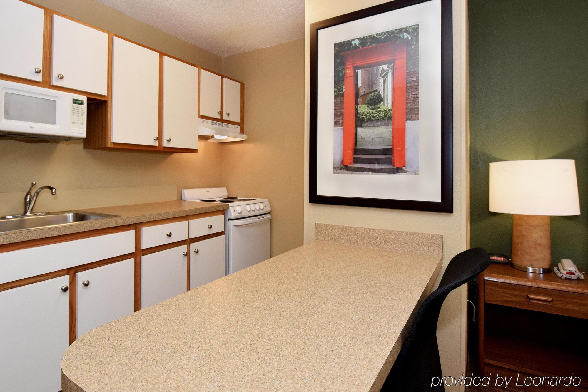 Suburban Studios Copley Akron West מראה חיצוני תמונה