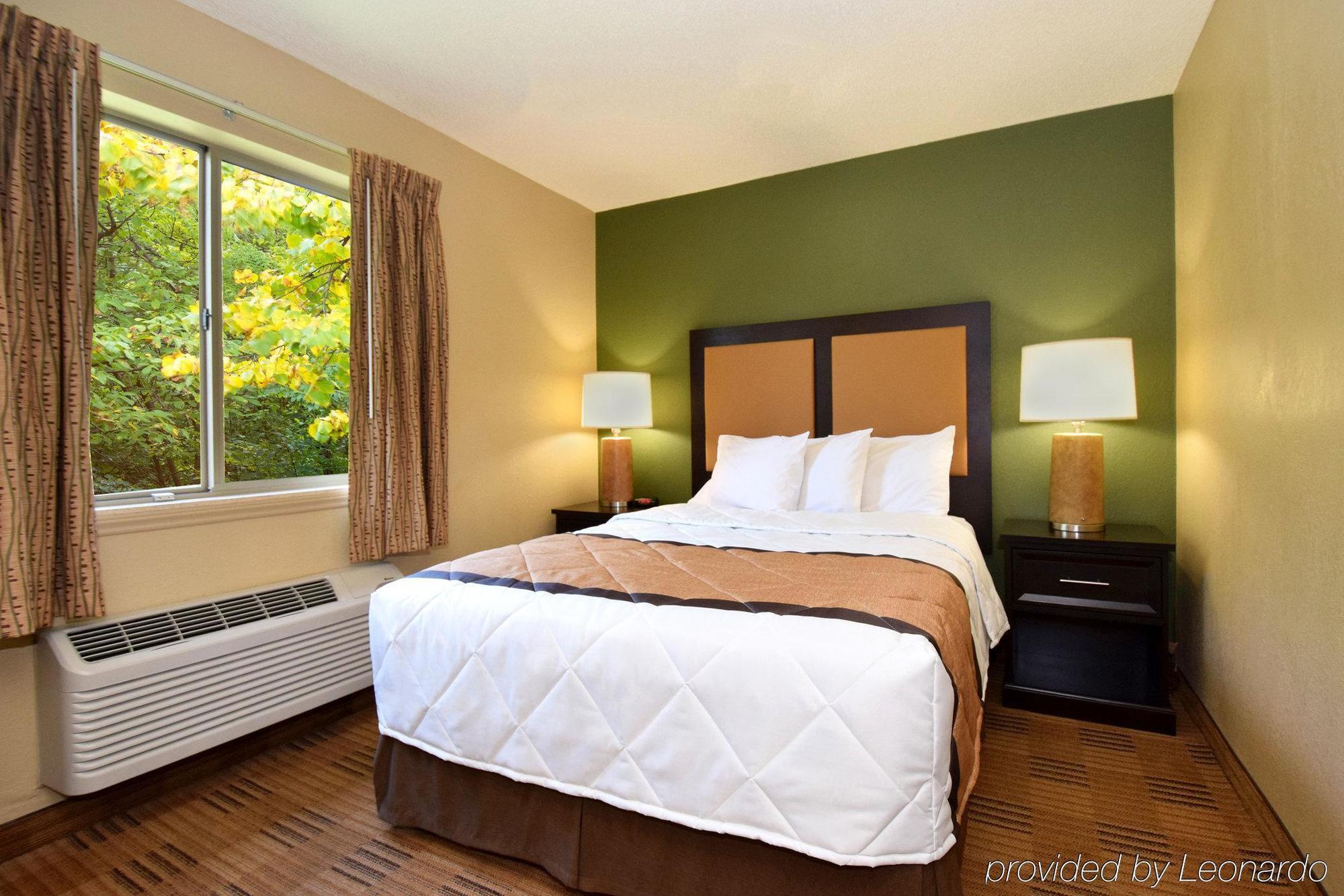 Suburban Studios Copley Akron West מראה חיצוני תמונה
