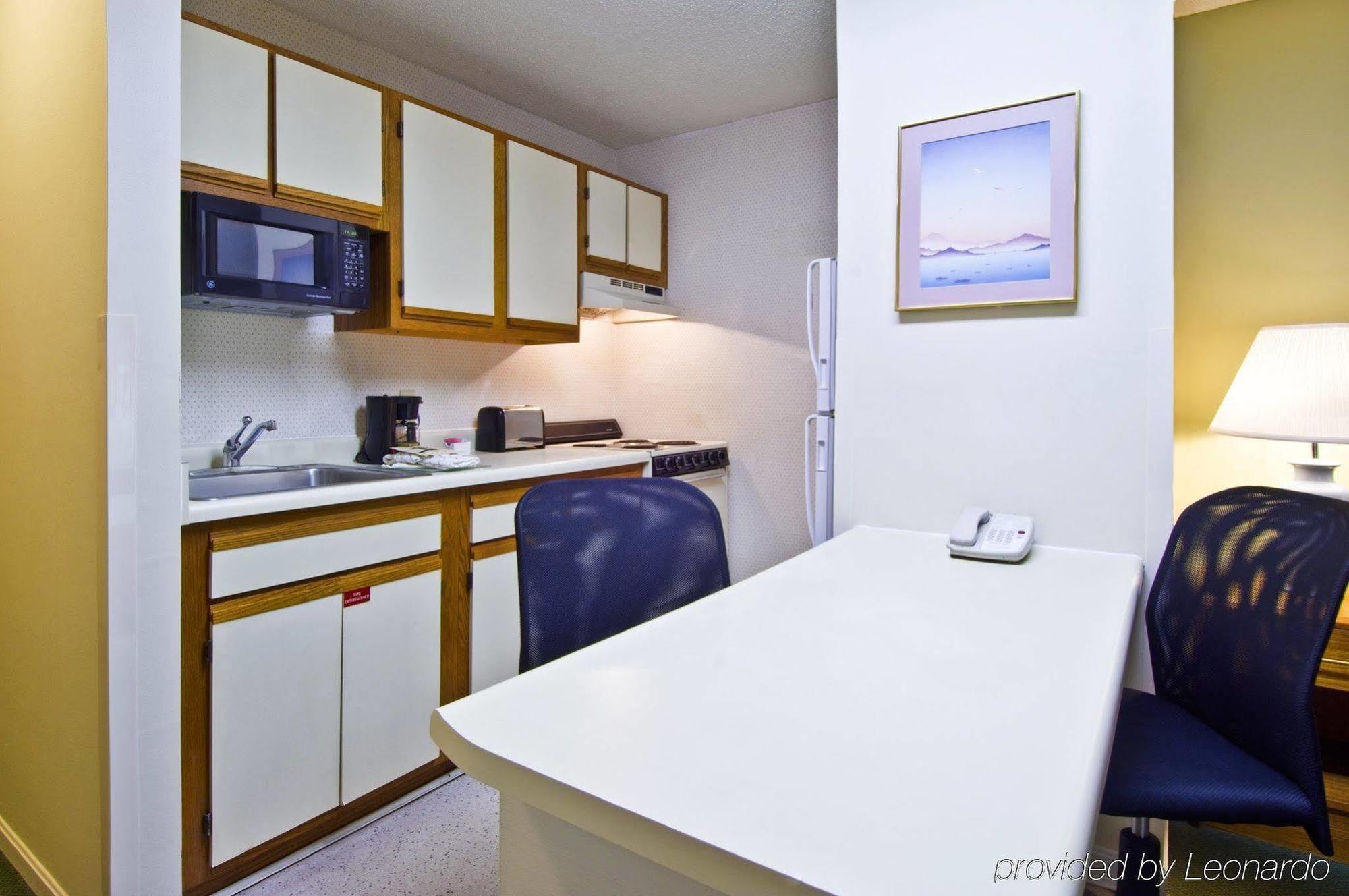 Suburban Studios Copley Akron West מראה חיצוני תמונה